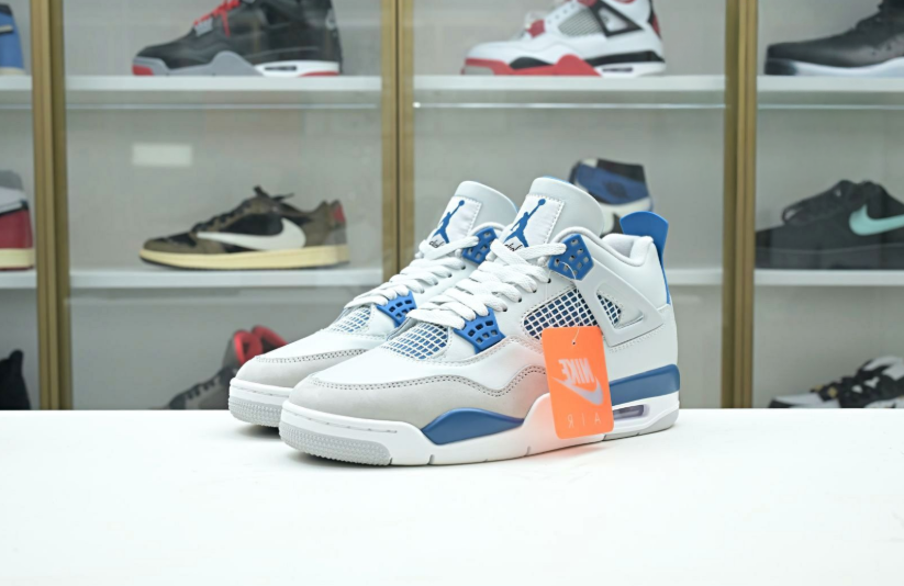 Air Jordan 4 "Military Blue" 2024