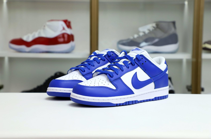 Nike Dunk Low Kentucky