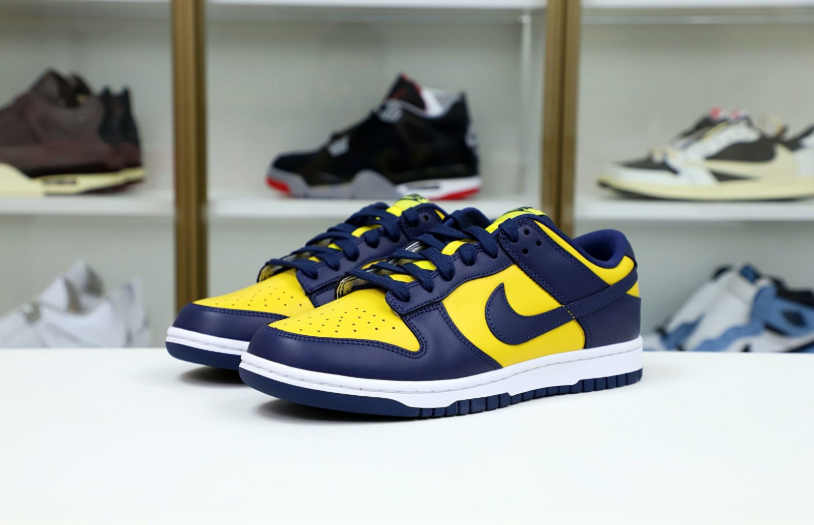 DUNK LOW 'MICHIGAN' 2021