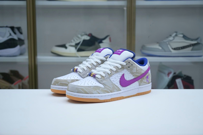 Rayssa Leal x Nike SB Dunk Low