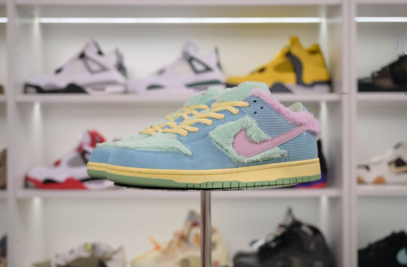 Verdy x Nike Dunk SB