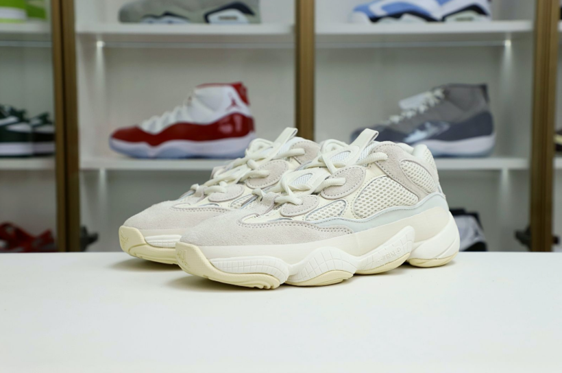 yeezy500 FV3573