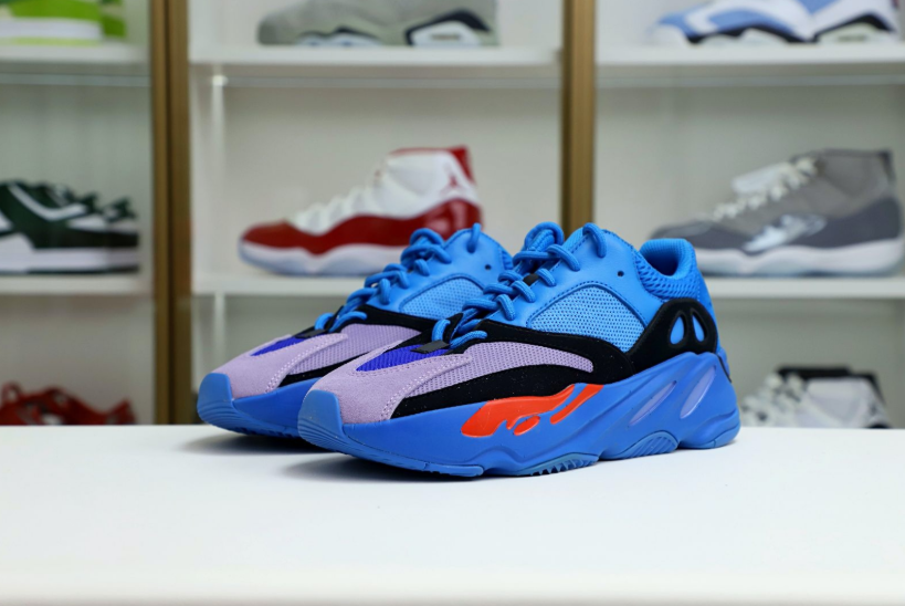 Yeezy Boost 700 "Hi-Res Blue'