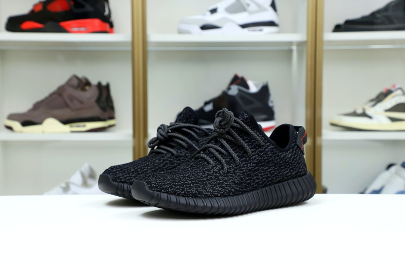 Yeezy Boost 350 "Pirate Black'