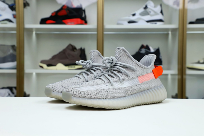 Yeezy Boost 350 V2 “Tail